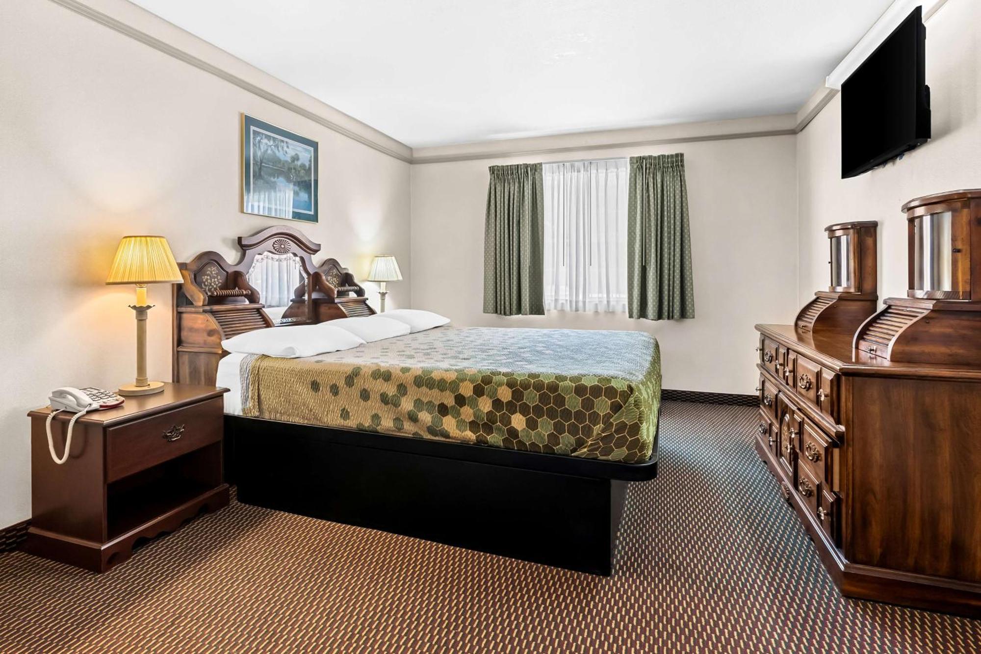 Surestay Hotel By Best Western Castro Valley Exterior photo